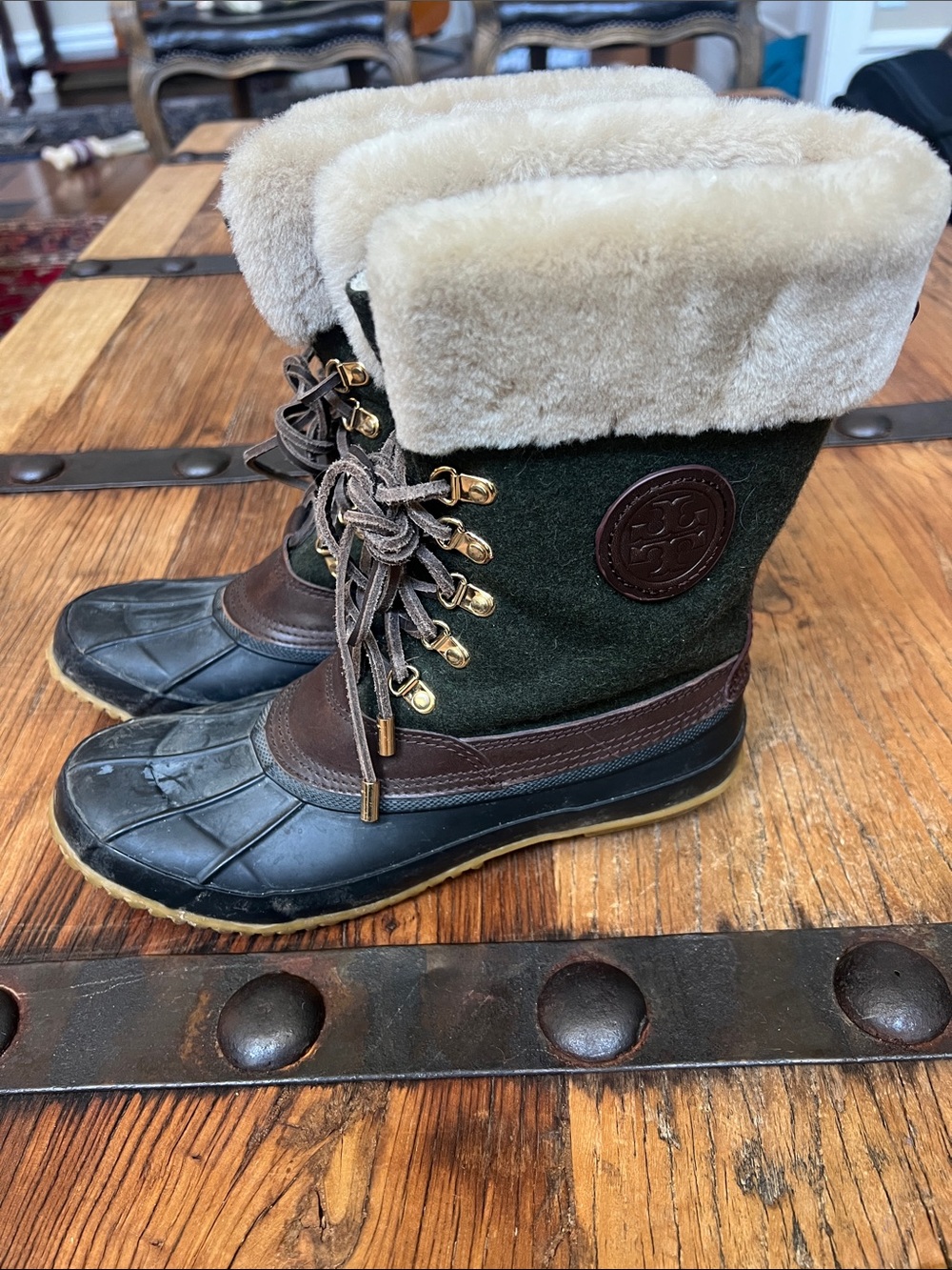 Tory Burch duck boots - Green & Brown Shearling-Lined Boots